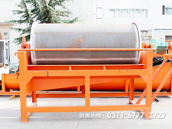 半逆流型永磁筒式磁選機(jī)