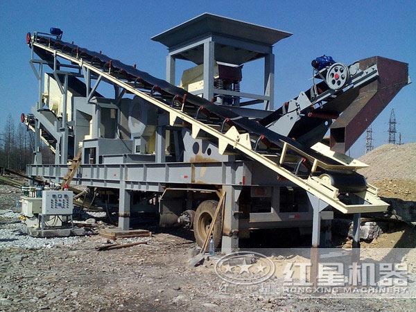 自移式破碎機(jī) 自移式破碎機(jī)