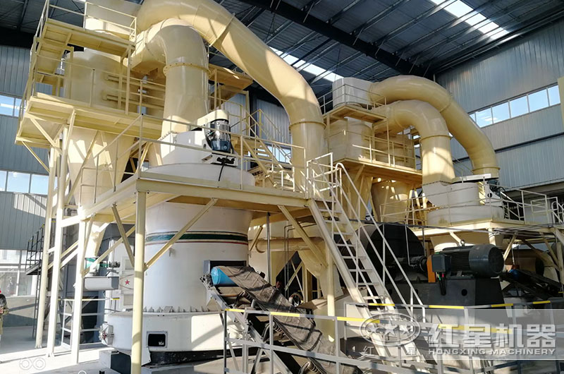 玻璃磨粉現(xiàn)場(chǎng)實(shí)拍圖 玻璃磨粉現(xiàn)場(chǎng)實(shí)拍圖