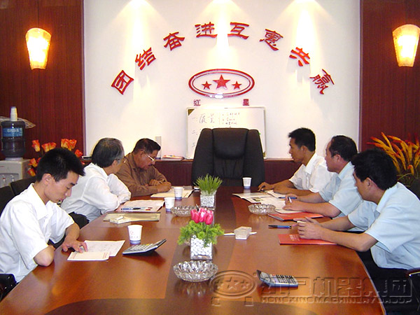 反擊式錘式破碎機(jī)廠家