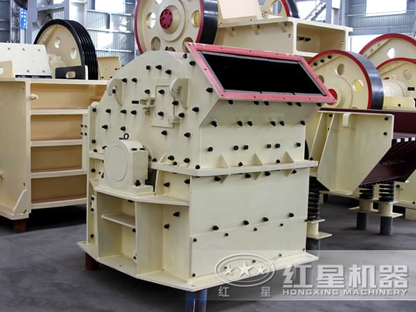 風(fēng)化石細(xì)碎機(jī)