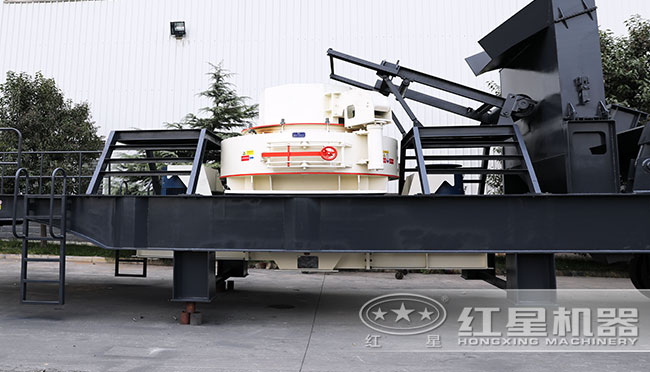 移動(dòng)式石英砂制砂機(jī)展示