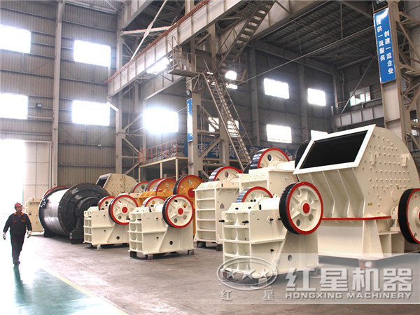 時產(chǎn)30噸石子破碎機(jī)生產(chǎn)車間 時產(chǎn)30噸石子破碎機(jī)生產(chǎn)車間