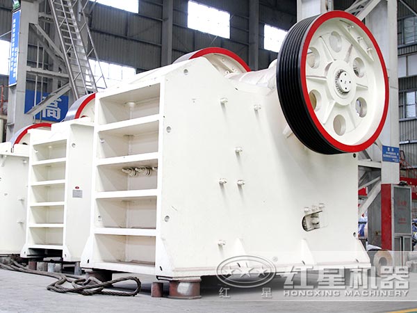 69式鄂破機生產(chǎn)車間