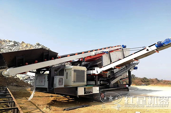 移動式制砂機現(xiàn)場作業(yè)圖