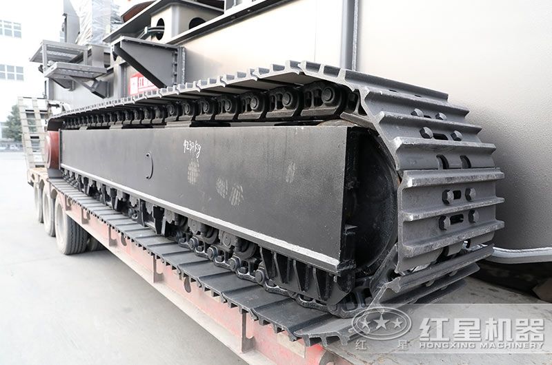 履帶移動石料破碎設(shè)備自備驅(qū)動裝置