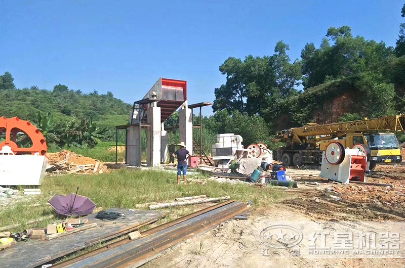 石塊破碎機(jī)安裝現(xiàn)場 石塊破碎機(jī)安裝現(xiàn)場